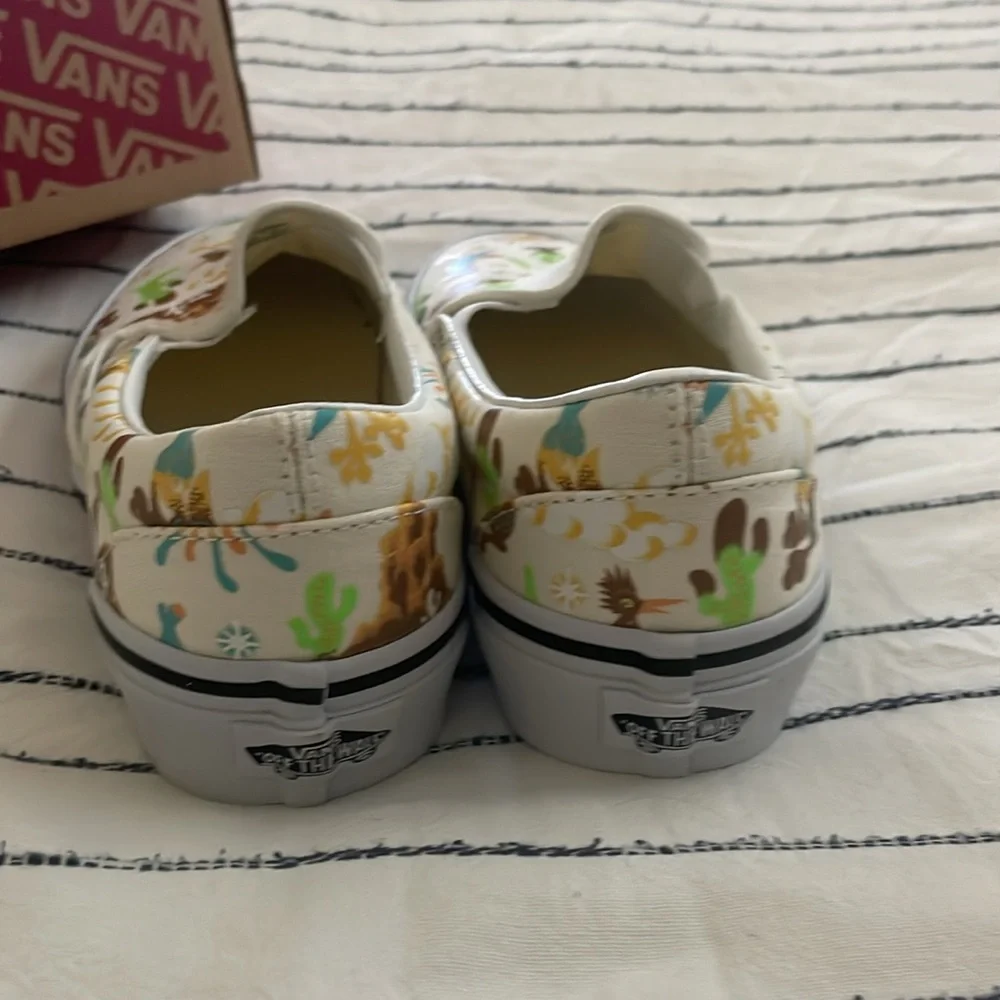 Vans slip ons - get outdoors marshmallow